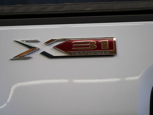 Used 2021 GMC Sierra 2500 SLE w/ SLE Value Package; AWD/4WD image 53