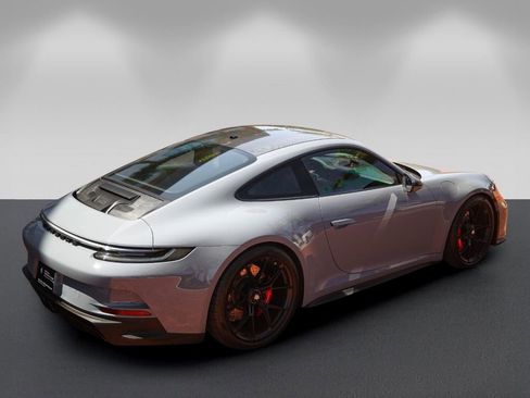 Used 2023 Porsche 911 GT3 image 25