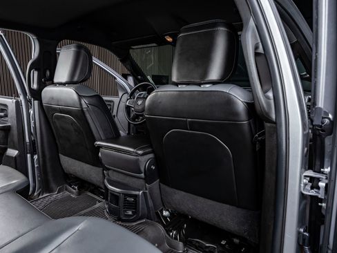 Used 2024 RAM 2500 Tradesman w/ Towing Technology Group image 33