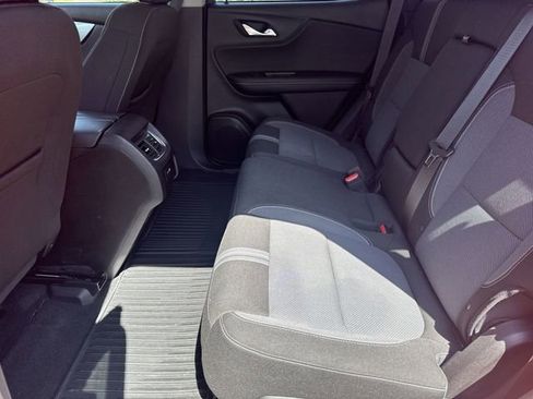 Certified 2024 Chevrolet Blazer LT w/ Convenience Package FWD image 26