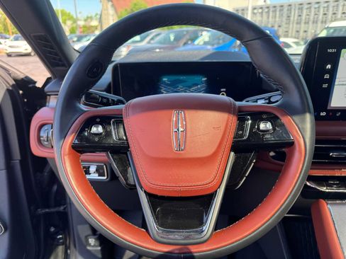 Used 2025 Lincoln Aviator Reserve w/ Jet Appearance Package AWD/4WD image 21