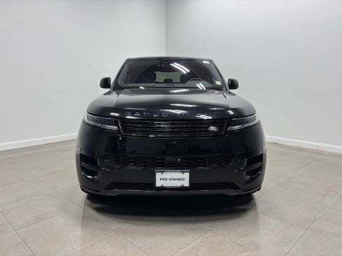 Used 2023 Land Rover Range Rover Sport SE AWD/4WD image 3