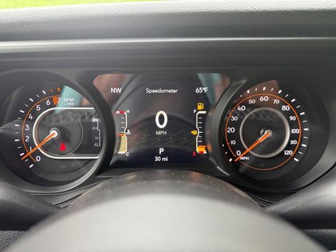 New 2025 Jeep Gladiator Sport image 20