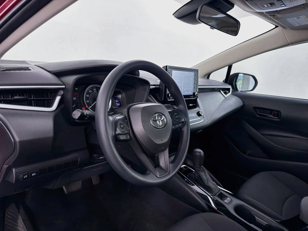 Used 2022 Toyota Corolla LE w/ LE Convenience Package FWD image 12