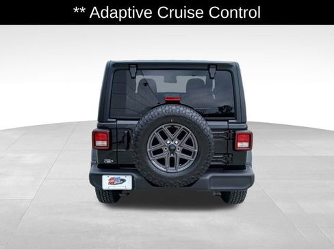 Used 2024 Jeep Wrangler Sport AWD/4WD image 4