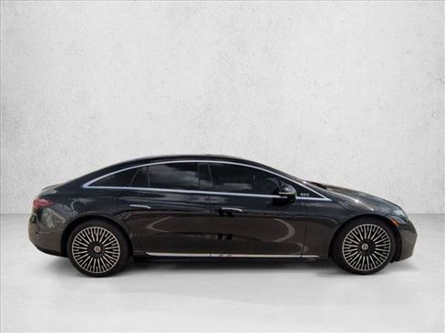 Used 2023 Mercedes-Benz EQS 450+ Sedan image 4