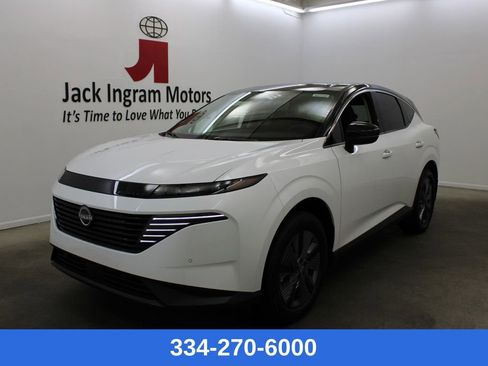 New 2025 Nissan Murano SL w/ Cargo Package image 2