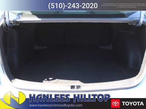 Used 2023 Toyota Corolla LE FWD image 10