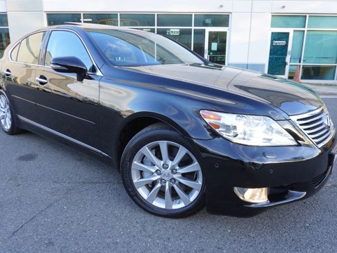 Used 2010 Lexus LS 460 AWD image 1