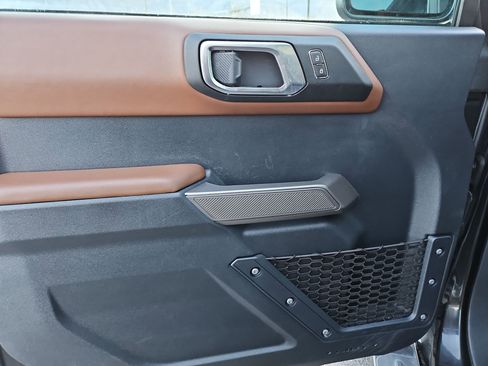 Used 2023 Ford Bronco Outer Banks image 15