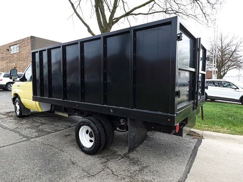 Used 2021 Ford E-450 and Econoline 450 Super Duty image 4