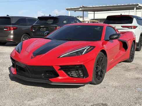 Used 2026 Chevrolet Corvette Stingray Coupe RWD image 8