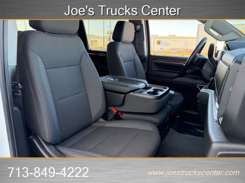 Used 2024 Chevrolet Silverado 3500 LT w/ Convenience Package image 26