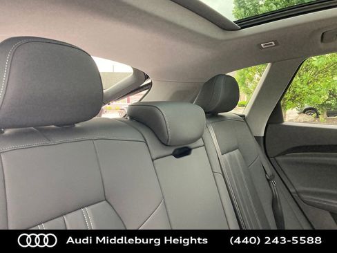 Used 2025 Audi Q5 Premium Plus w/ Premium Plus image 29