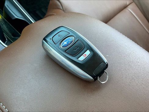 Used 2020 Subaru Ascent Touring AWD/4WD image 34