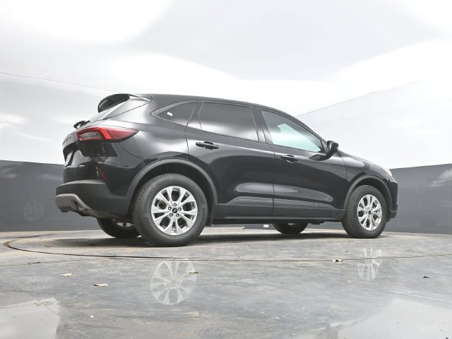 Used 2025 Ford Escape Active AWD/4WD image 43