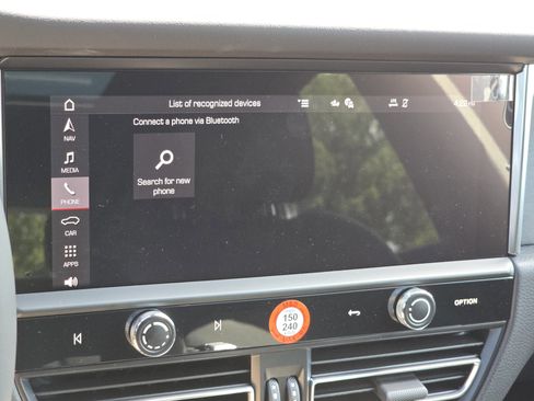 New 2025 Porsche Macan GTS image 14