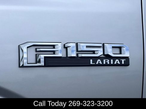 Used 2018 Ford F150 Lariat w/ FX4 Off-Road Package AWD/4WD image 2