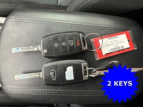 Used 2016 Kia Sportage LX image 4