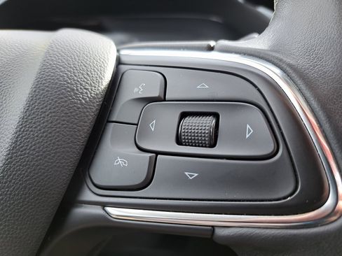 Used 2022 Buick Envision Preferred image 22