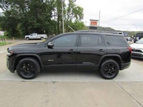 Used 2020 GMC Acadia AT4 image 3