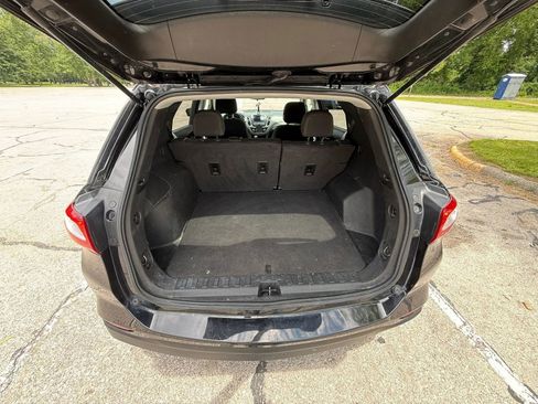 Used 2021 Chevrolet Equinox LS w/ LS Convenience Package AWD/4WD image 13