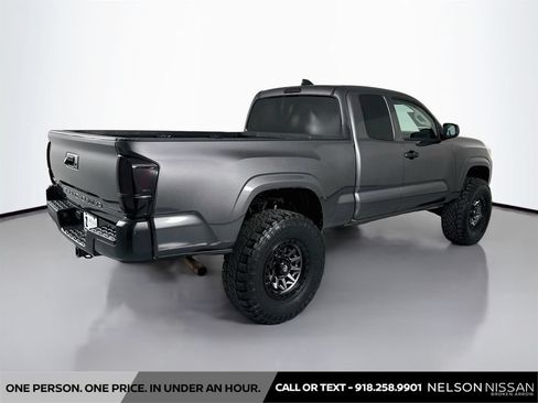 Used 2020 Toyota Tacoma SR RWD image 5