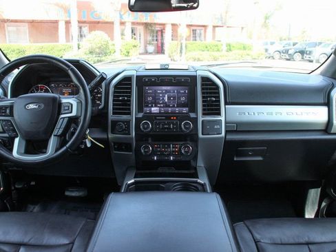Used 2020 Ford F250 Lariat w/ Lariat Value Package AWD/4WD image 25