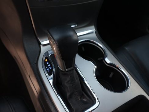 Used 2018 Jeep Grand Cherokee Limited RWD image 12