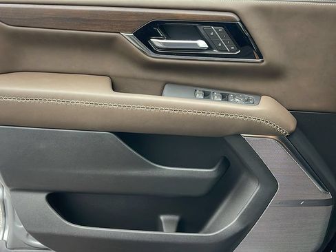 New 2026 GMC Yukon XL Denali Ultimate AWD/4WD image 26