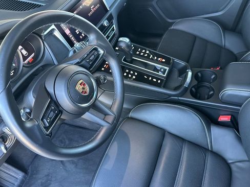 Used 2024 Porsche Macan GTS AWD/4WD image 9