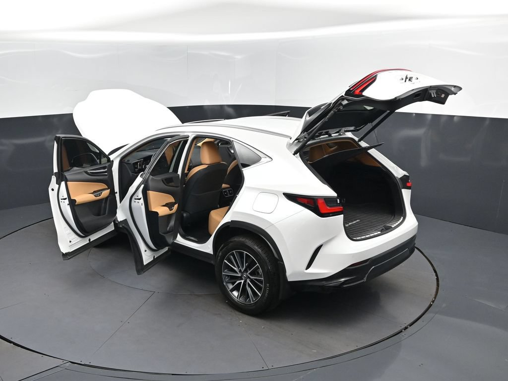 Used 2025 Lexus NX 350 AWD w/ Accessory Package (2T) image 2