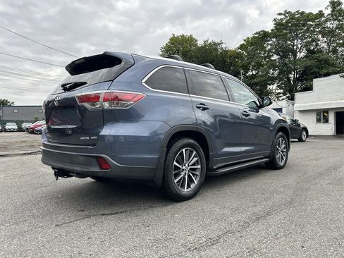 Used 2016 Toyota Highlander Limited Platinum AWD/4WD image 4
