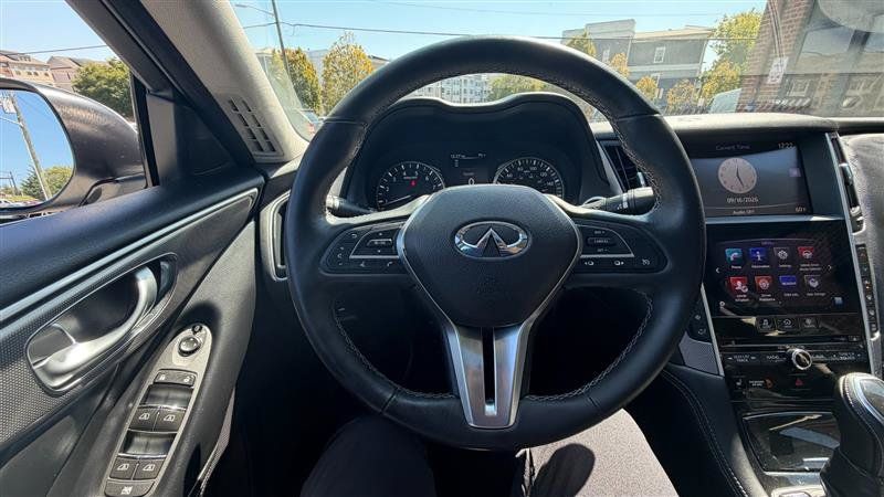 Used 2019 INFINITI Q50 Signature Edition w/ Cargo Package (L96) RWD image 33