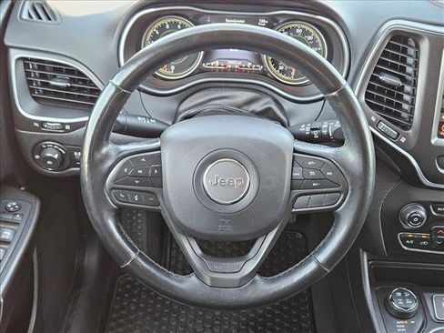 Used 2020 Jeep Cherokee Trailhawk w/ Cold Weather Group AWD/4WD image 14