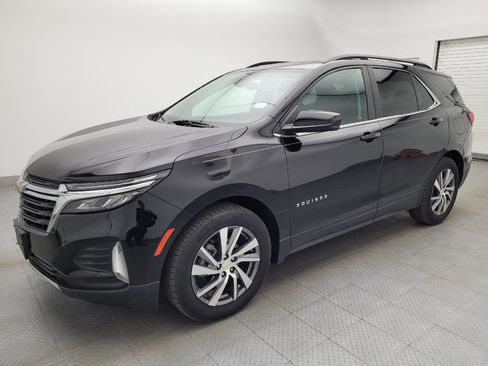 Used 2022 Chevrolet Equinox LT FWD image 2
