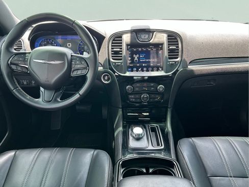 Certified 2018 Chrysler 300 S w/ 300S Premium Group AWD/4WD image 13