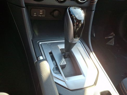 Certified 2023 Subaru Crosstrek 2.0i Premium image 16