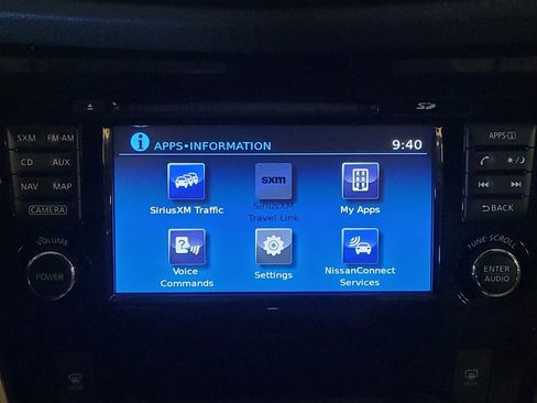 Used 2017 Nissan Rogue SL image 25