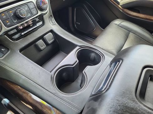 Used 2019 Chevrolet Tahoe LT RWD image 28