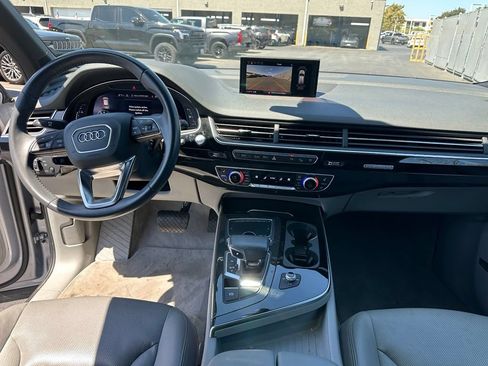 Used 2018 Audi Q7 3.0T Premium Plus AWD/4WD image 10