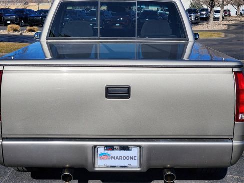 Used 1998 GMC Sierra 1500 SLE image 16