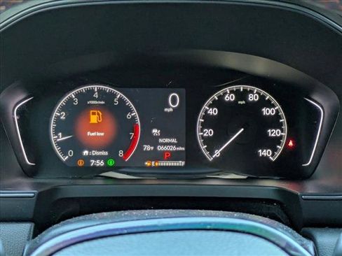 Used 2025 Honda Pilot TrailSport image 3