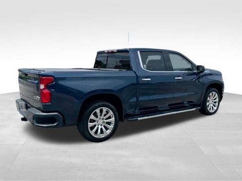 Used 2020 Chevrolet Silverado 1500 High Country w/ Technology Package AWD/4WD image 8
