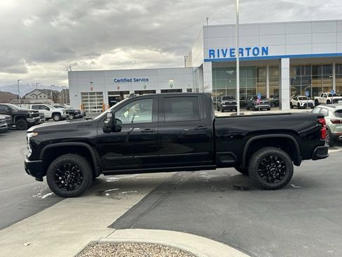 New 2025 Chevrolet Silverado 3500 High Country w/ High Country Premium Package image 25
