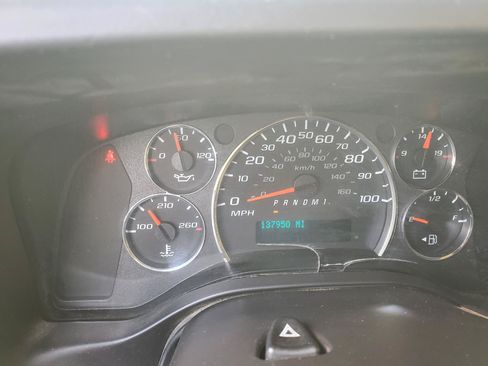 Used 2021 Chevrolet Express 2500 RWD image 26