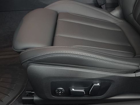 New 2026 BMW 430i xDrive Convertible w/ M Sport Package image 27