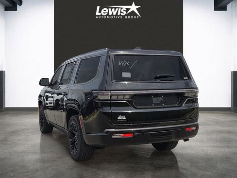 New 2026 Jeep Grand Wagoneer Limited AWD/4WD image 3