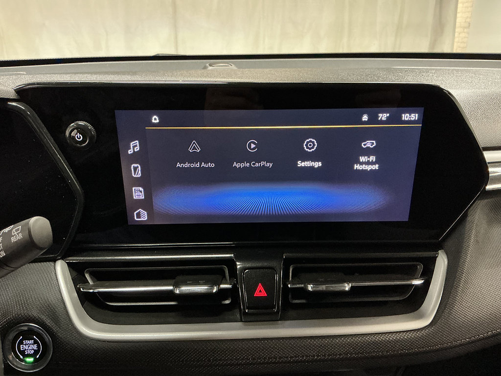 Used 2025 Chevrolet TrailBlazer LT w/ LT Cold Weather Package FWD image 12