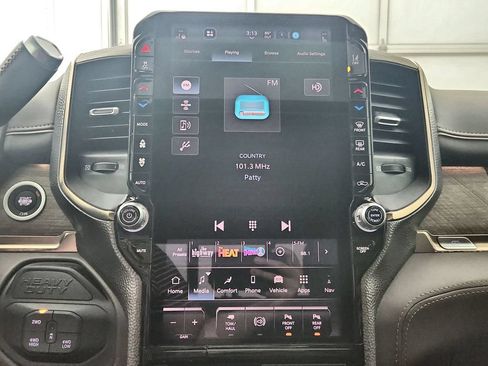 New 2026 RAM 2500 Limited AWD/4WD image 24